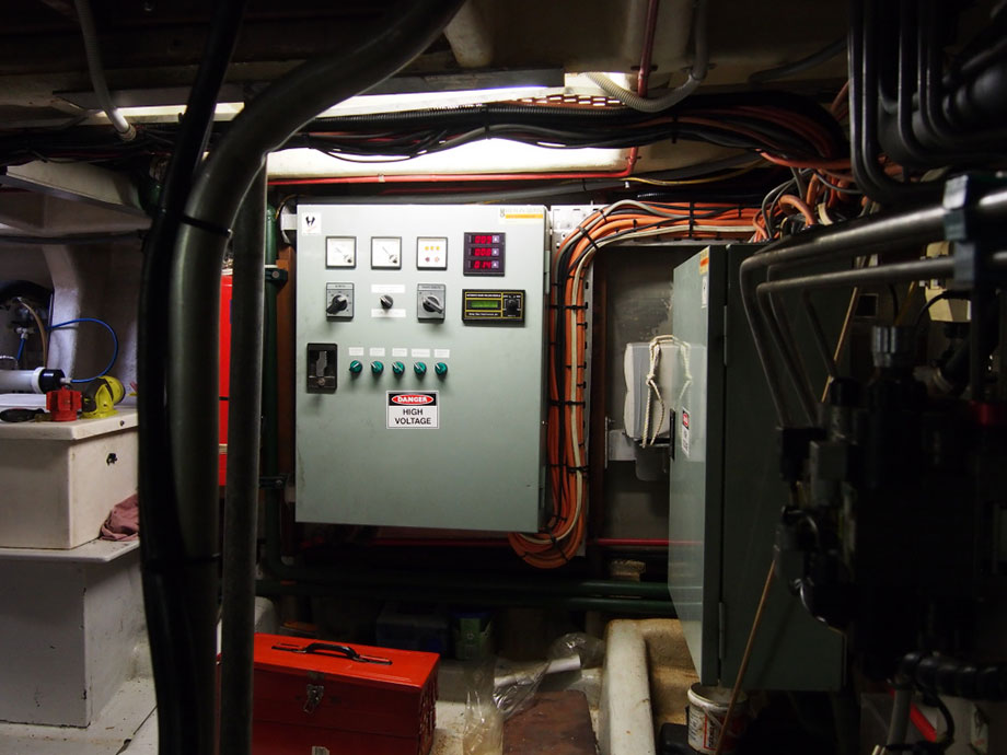 Electrical control panel housing contactors and auto mains failure control switch gear